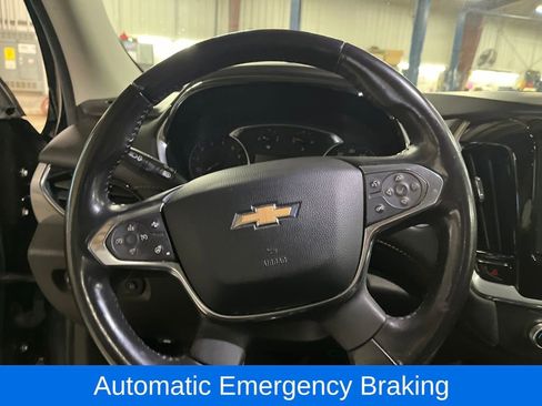 Used 2020 Chevrolet Traverse LT w/ Driver Confidence II Package image 17