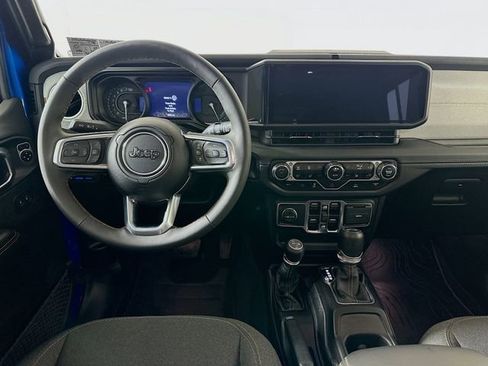 Used 2024 Jeep Wrangler Sahara 4xe w/ Technology Group image 23