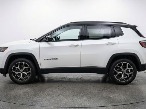 Used 2025 Jeep Compass Limited AWD/4WD image 5