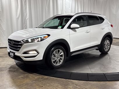 Used 2017 Hyundai Tucson SE w/ SE Popular Package 02