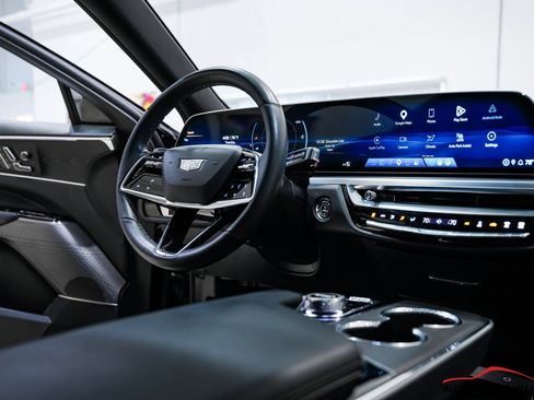 Used 2024 Cadillac Lyriq Sport RWD image 62