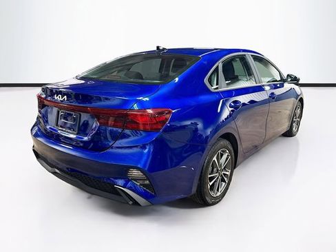 Used 2023 Kia Forte LXS FWD image 7