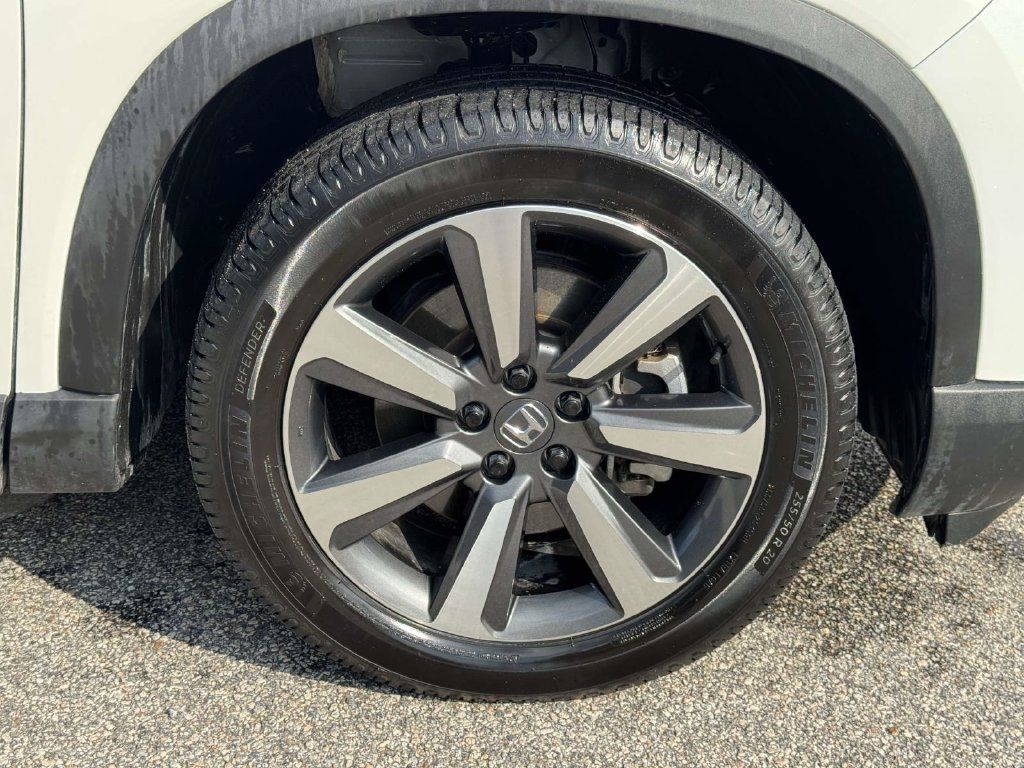 Used 2024 Honda Pilot Touring image 28