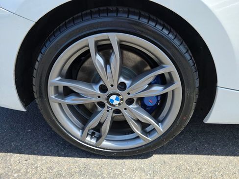 Used 2018 BMW M240i xDrive Coupe AWD/4WD image 32