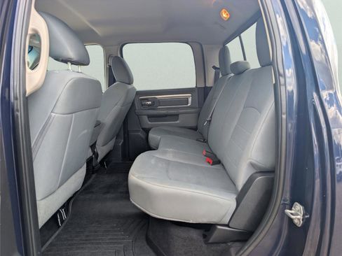 Used 2017 RAM 2500 SLT image 26