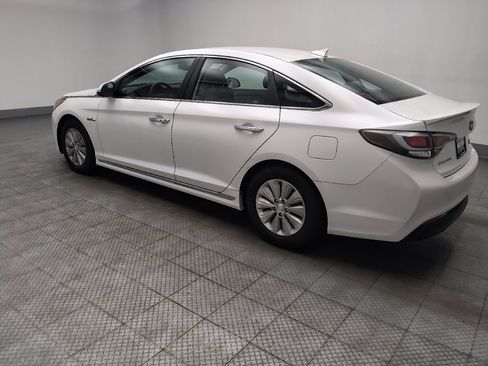 Used 2016 Hyundai Sonata SE FWD image 3