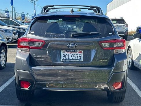 Used 2022 Subaru Crosstrek 2.5i Sport w/ Moonroof Package image 4