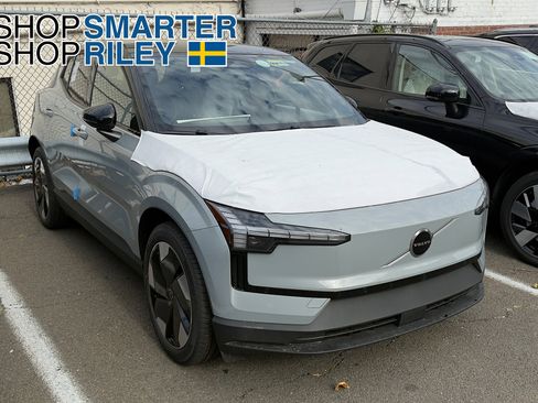 New 2025 Volvo EX30 Plus w/ Protection Package Premier image 1