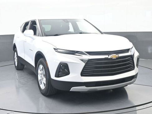 Used 2022 Chevrolet Blazer LT FWD image 9