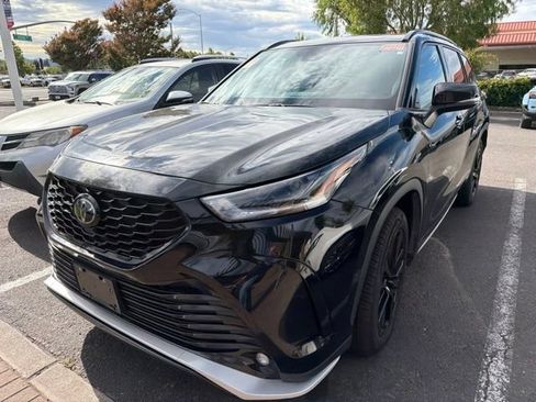 Used 2023 Toyota Highlander XSE AWD/4WD image 15
