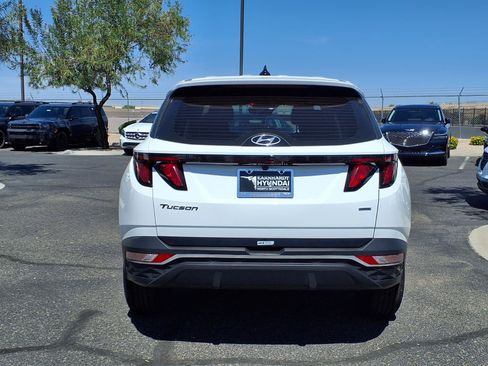 Certified 2023 Hyundai Tucson SE AWD/4WD image 5