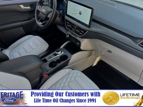 New 2024 Ford Escape SE w/ PHEV Premium Package FWD image 13