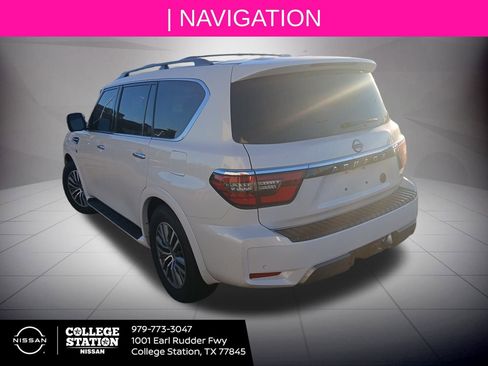 Certified 2021 Nissan Armada SL w/ Captain's Chairs Package image 4