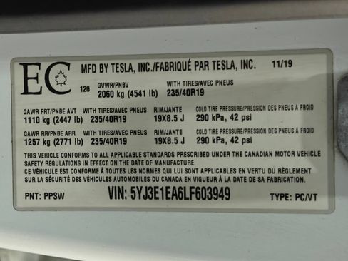 Used 2020 Tesla Model 3 Standard Range RWD image 56