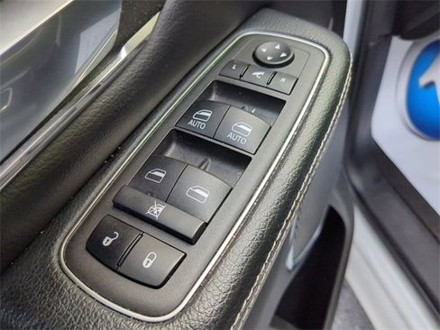 Used 2024 RAM 1500 Laramie image 20