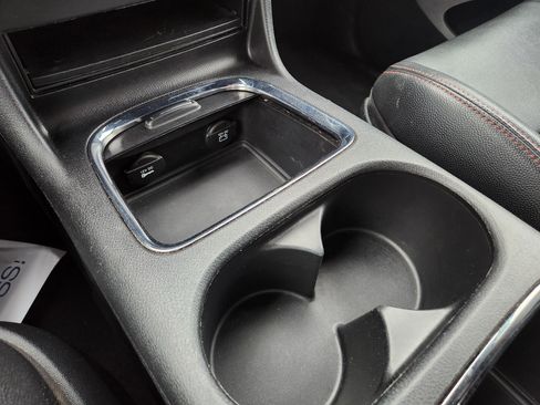 Used 2020 Dodge Grand Caravan GT image 25