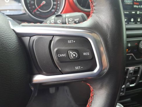 Used 2021 Jeep Wrangler Unlimited Rubicon AWD/4WD image 15