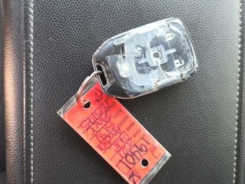 Used 2021 GMC Acadia SLE FWD image 53