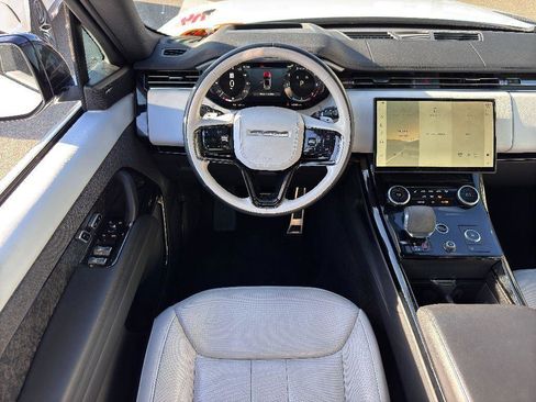 Used 2023 Land Rover Range Rover Sport SE Dynamic image 29
