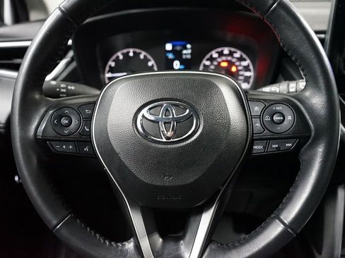 Certified 2024 Toyota Corolla Cross LE image 12