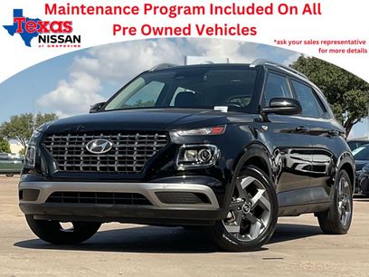 Used 2025 Hyundai Venue SEL
