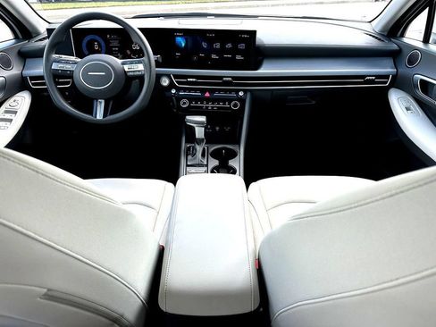 Used 2026 Hyundai Sonata SE FWD image 30