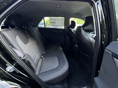 New 2026 Kia Niro LX FWD image 33