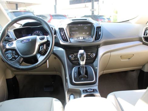 Used 2013 Ford C-MAX SE FWD image 11