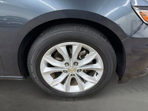 Used 2021 Chevrolet Malibu LT image 17