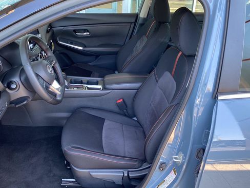 Certified 2025 Nissan Sentra SR w/ Midnight Edition FWD image 16