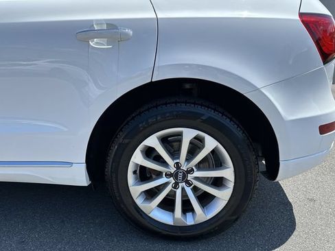 Used 2016 Audi Q5 2.0T Premium Plus w/ Technology Package AWD/4WD image 10