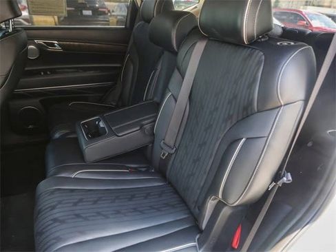 Used 2024 Genesis GV80 3.5T w/ Advanced Package image 29