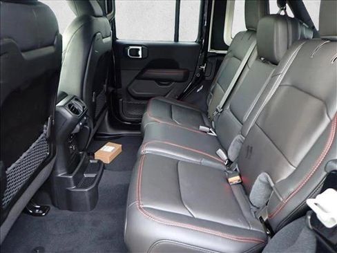 New 2025 Jeep Wrangler Unlimited Rubicon image 8