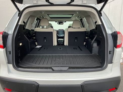 New 2026 Subaru Ascent Limited image 27
