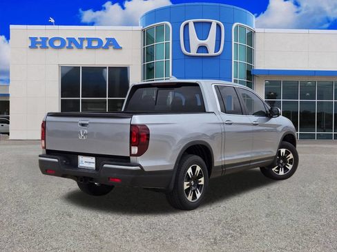 Used 2020 Honda Ridgeline RTL image 3