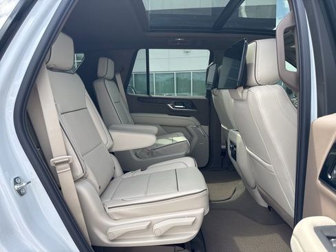 New 2026 GMC Yukon Denali w/ Denali Reserve Package AWD/4WD image 27