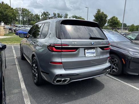Certified 2024 BMW X7 M60i AWD/4WD image 15