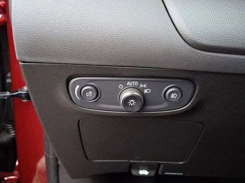 Used 2023 Buick Encore GX Select w/ Sport Touring Package AWD/4WD image 40