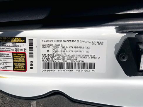 Certified 2022 Toyota Tacoma SR image 32