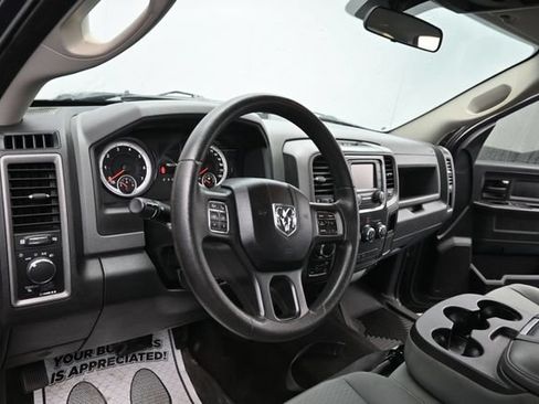 Used 2017 RAM 1500 ST w/ SXT Appearance Group AWD/4WD image 12