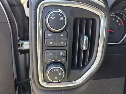 Used 2019 Chevrolet Silverado 1500 RST image 12