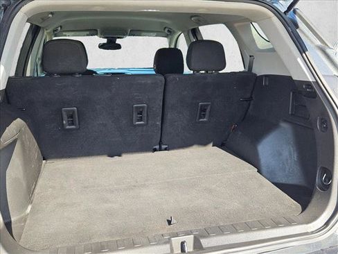 Used 2021 GMC Terrain SLE w/ Driver Convenience Package image 6