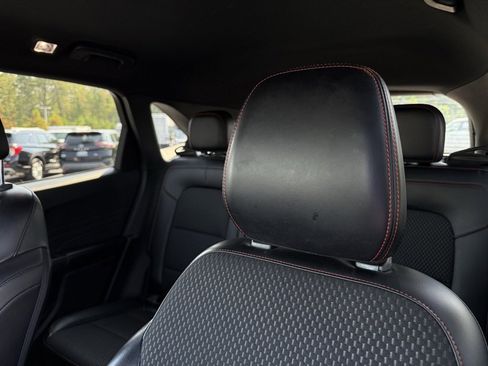 Used 2023 Ford Escape ST-Line image 22