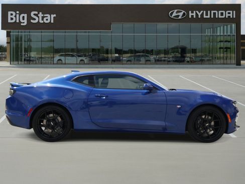 Used 2023 Chevrolet Camaro SS RWD image 5