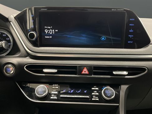 Used 2023 Hyundai Sonata SEL FWD image 12