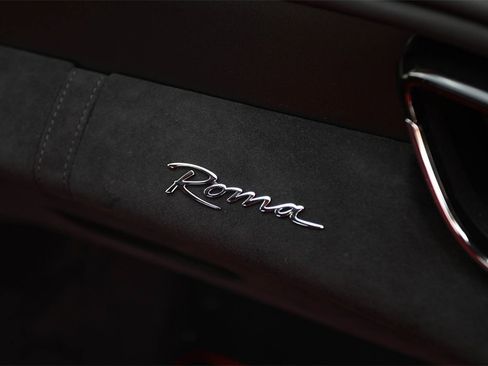 Certified 2022 Ferrari Roma image 39