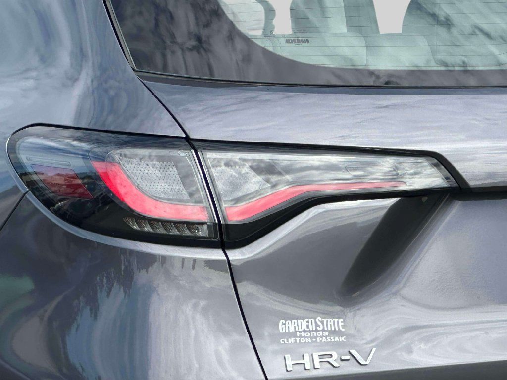 Certified 2024 Honda HR-V LX image 8