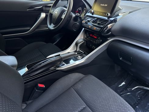 Used 2024 Mitsubishi Eclipse Cross AWD image 33
