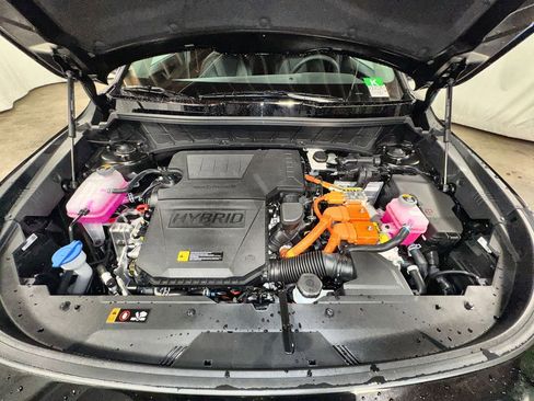 Certified 2025 Kia Niro SX Touring image 31