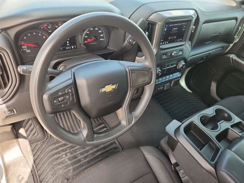 Used 2024 Chevrolet Silverado 1500 Custom RWD image 10